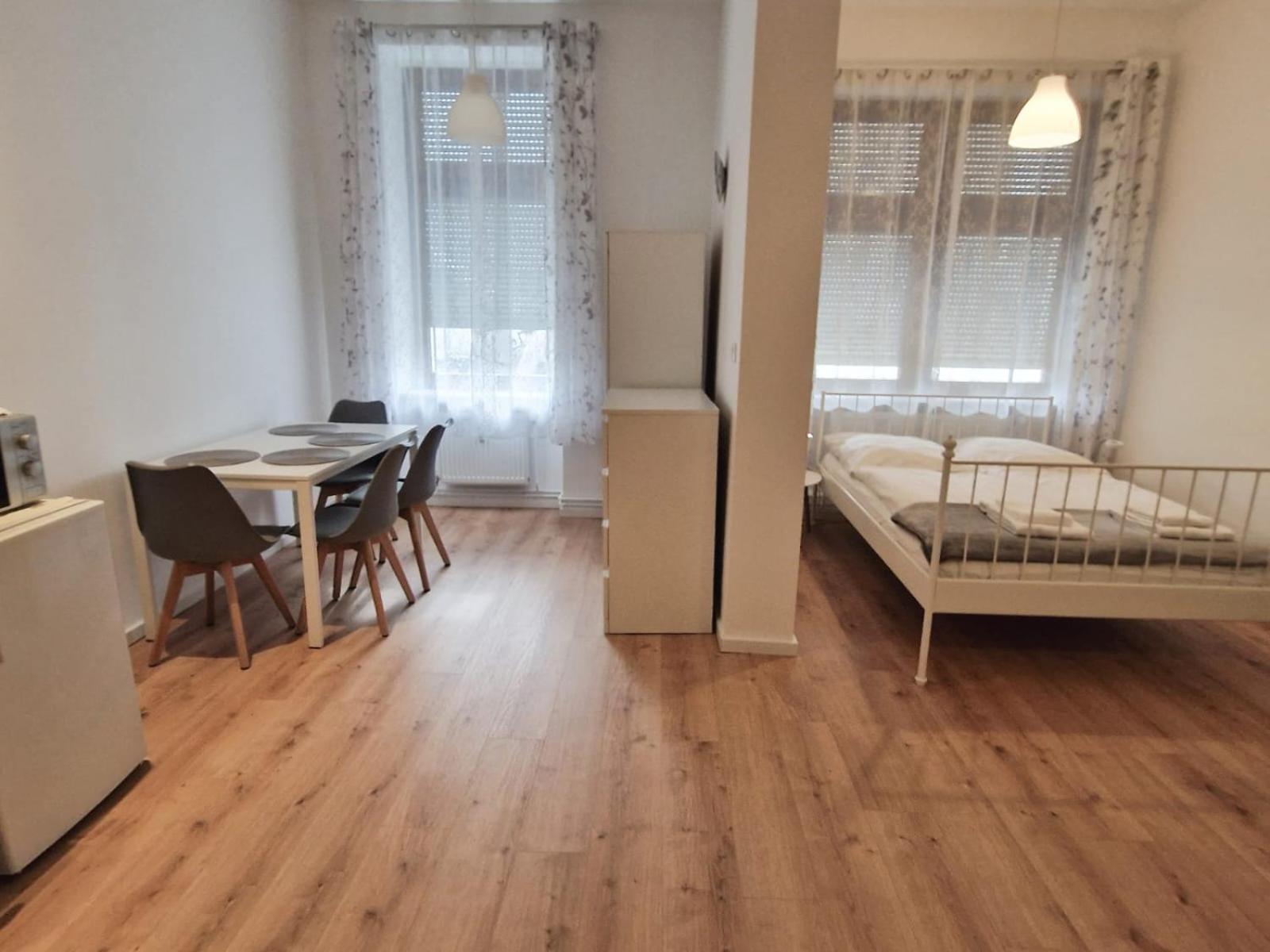 Family Studio Apartment For 4 Berlijn Buitenkant foto