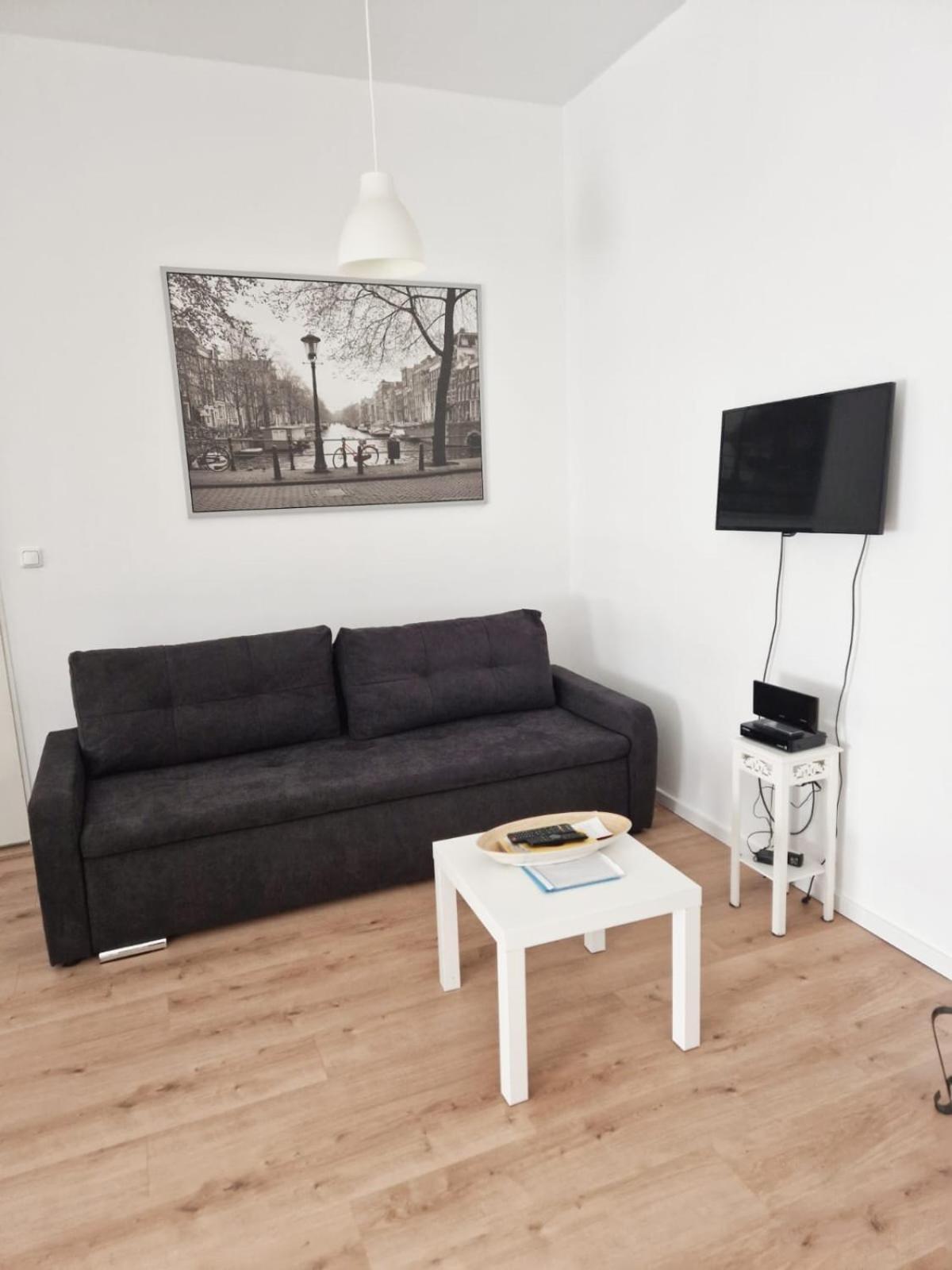 Family Studio Apartment For 4 Berlijn Buitenkant foto